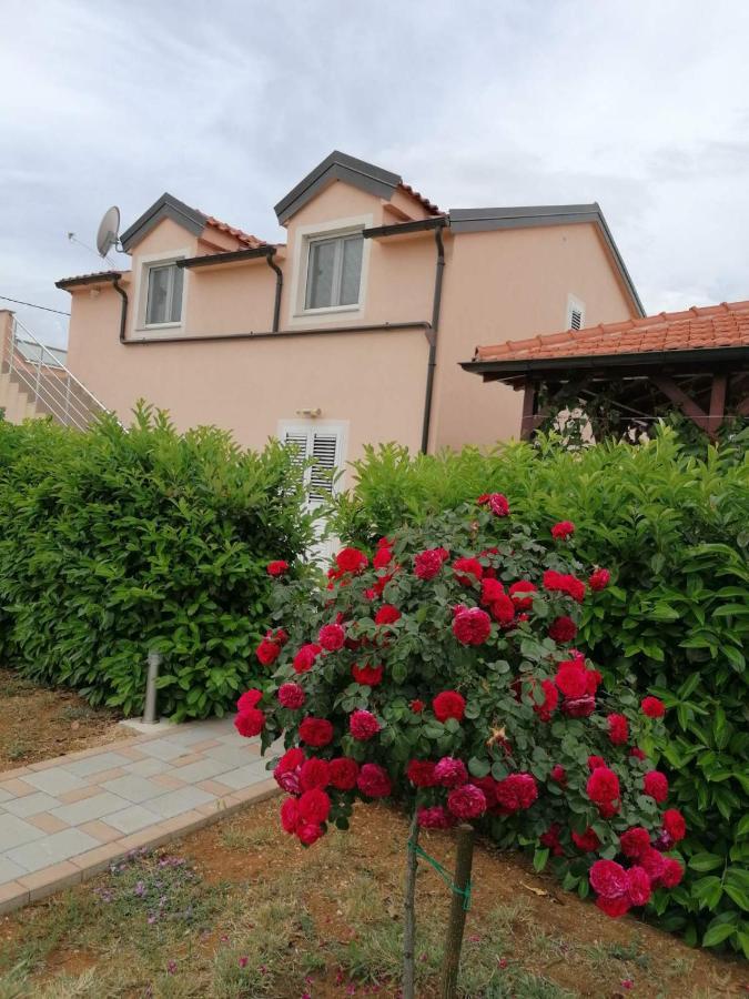 Villa Verbena Mala Cista Exterior photo